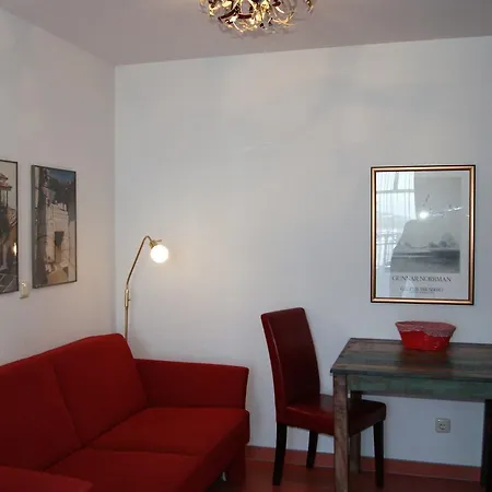 Whg-306-2-r-studio-mit-balkon Apartment *